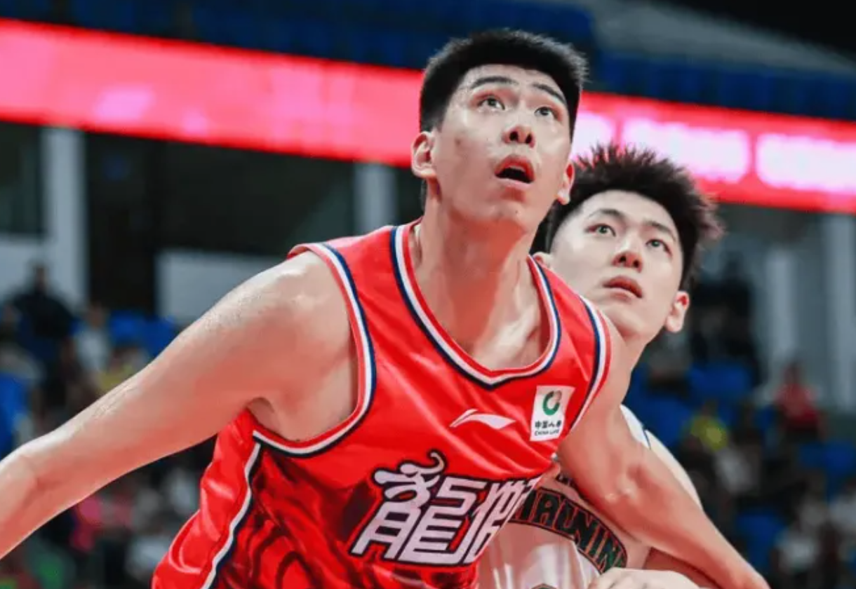 引发四大豪门追求，年薪5030万成为香饽饽！小卡是时候离开快船了